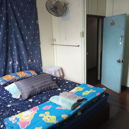 Np Guesthouse Trat Exterior foto