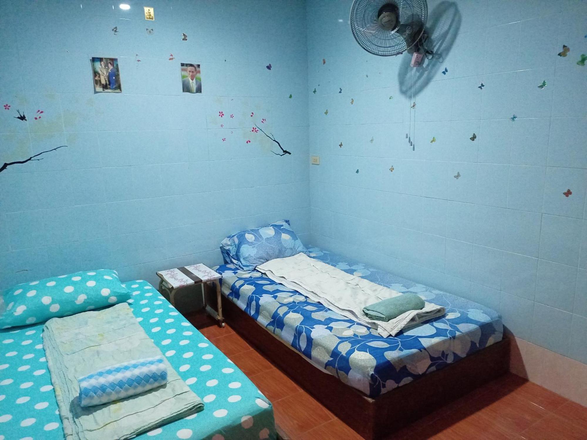 Np Guesthouse Trat Exterior foto