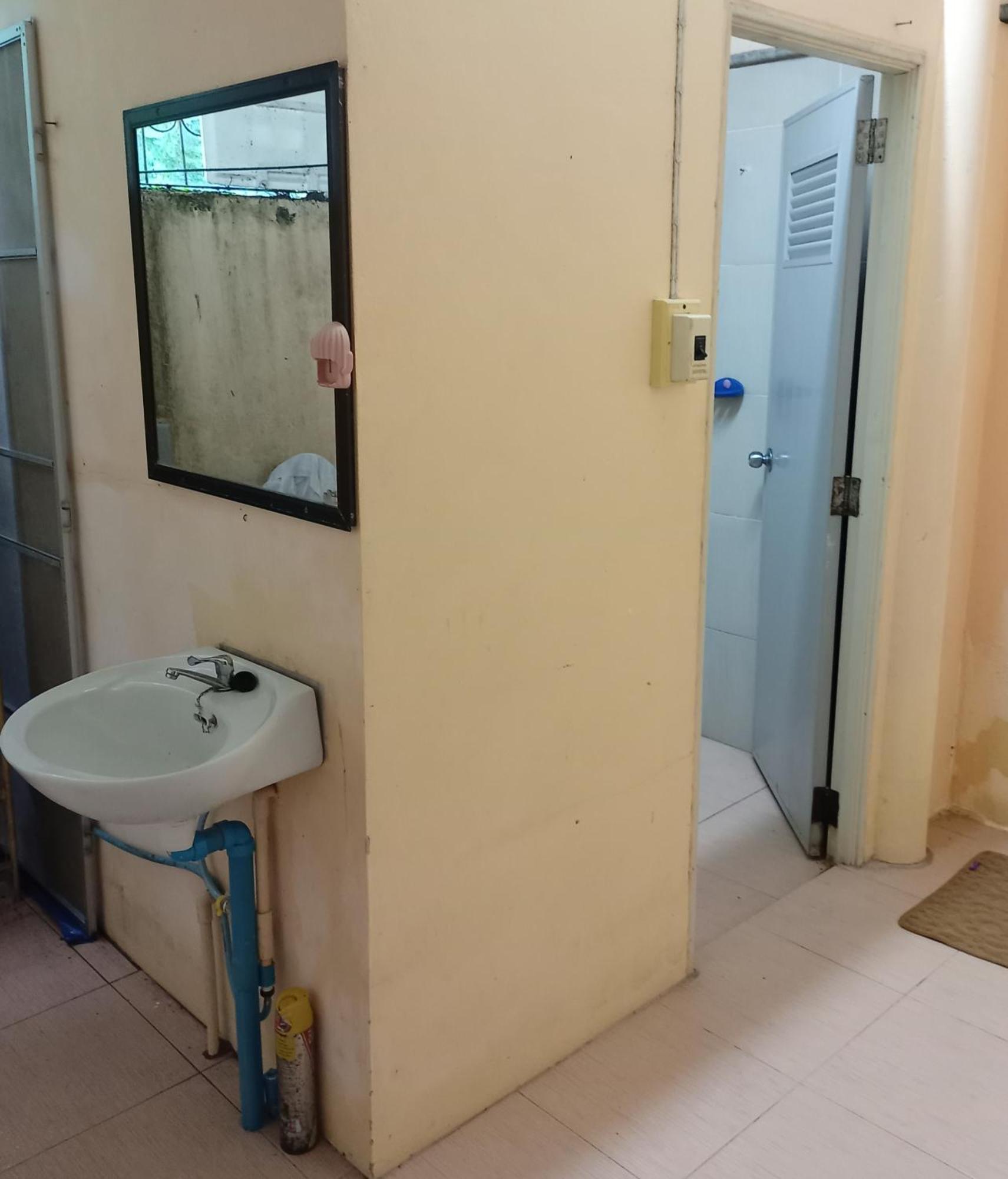 Np Guesthouse Trat Exterior foto